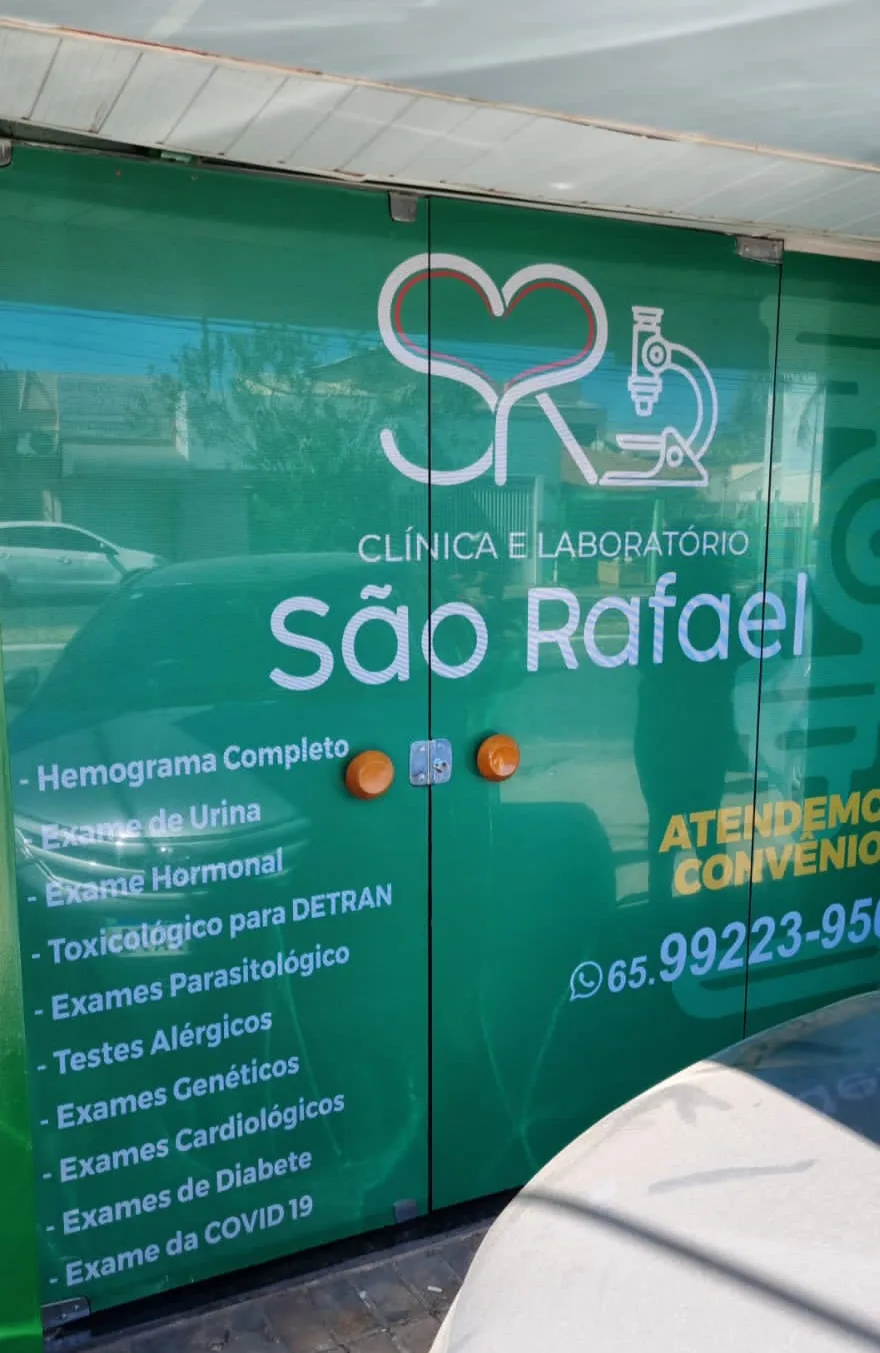 Identidade visual da Clínica São Rafael com a relação de exames oferecidos